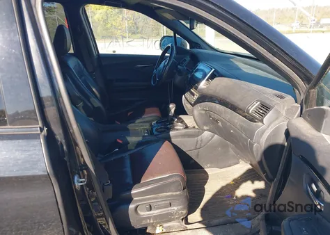 2017 Honda Ridgeline Black Edition z USA, uszkodzony, nr VIN 5FPYK3F8XHB034091